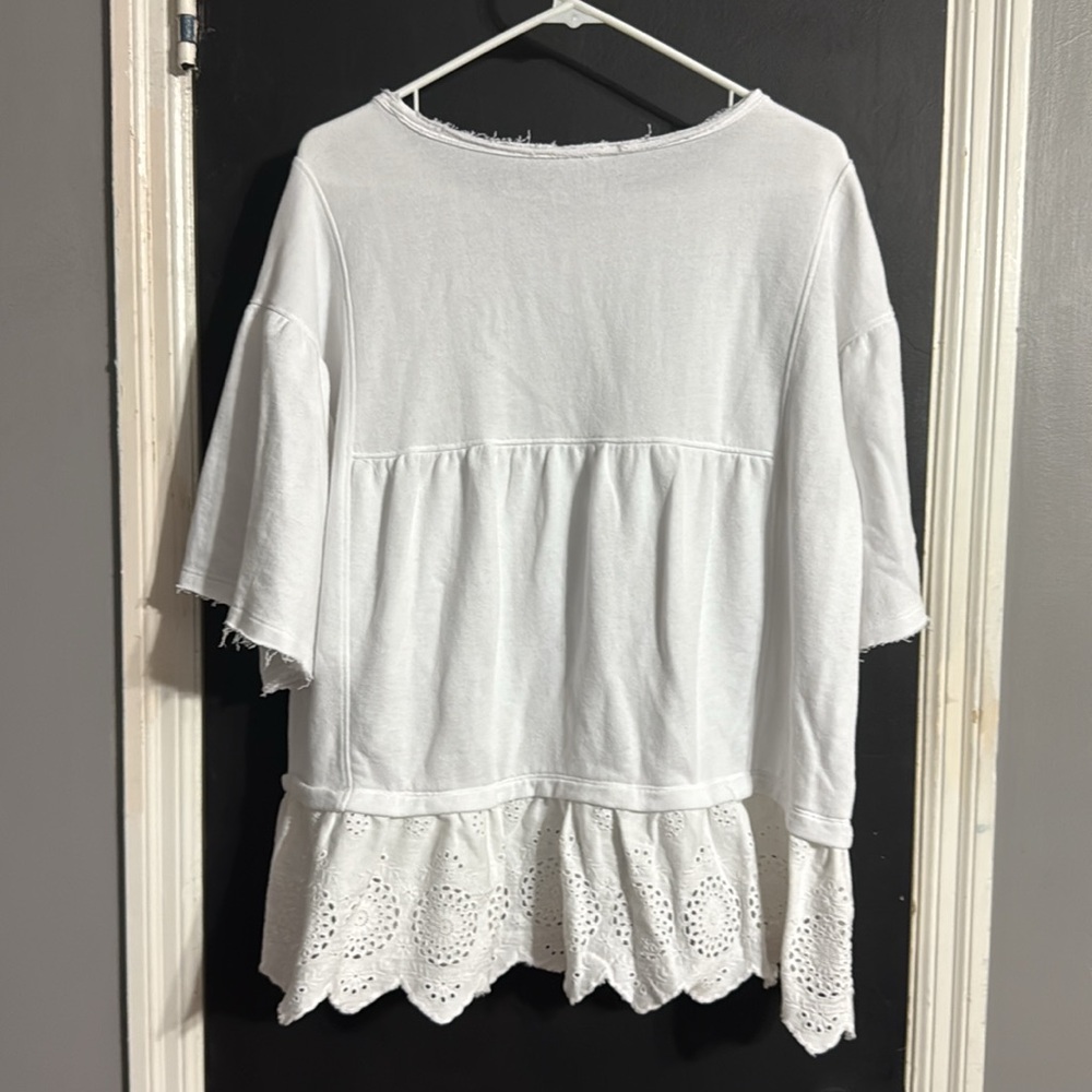 3/$14 Caslon Oversized Short Sleeve Eyelet Peplum Sweatshirt Boho Size: L - Picture 2 of 6